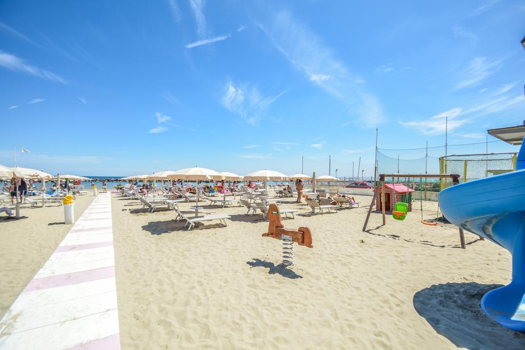 Hotel Palos Rimini Exterior foto